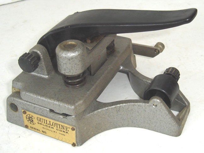 catozzo-guillotine-16mm-film-splicer